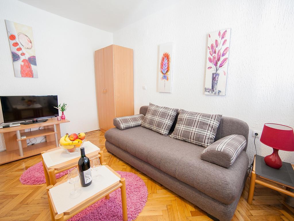 Apartments Viktorija Petrovac Værelse billede