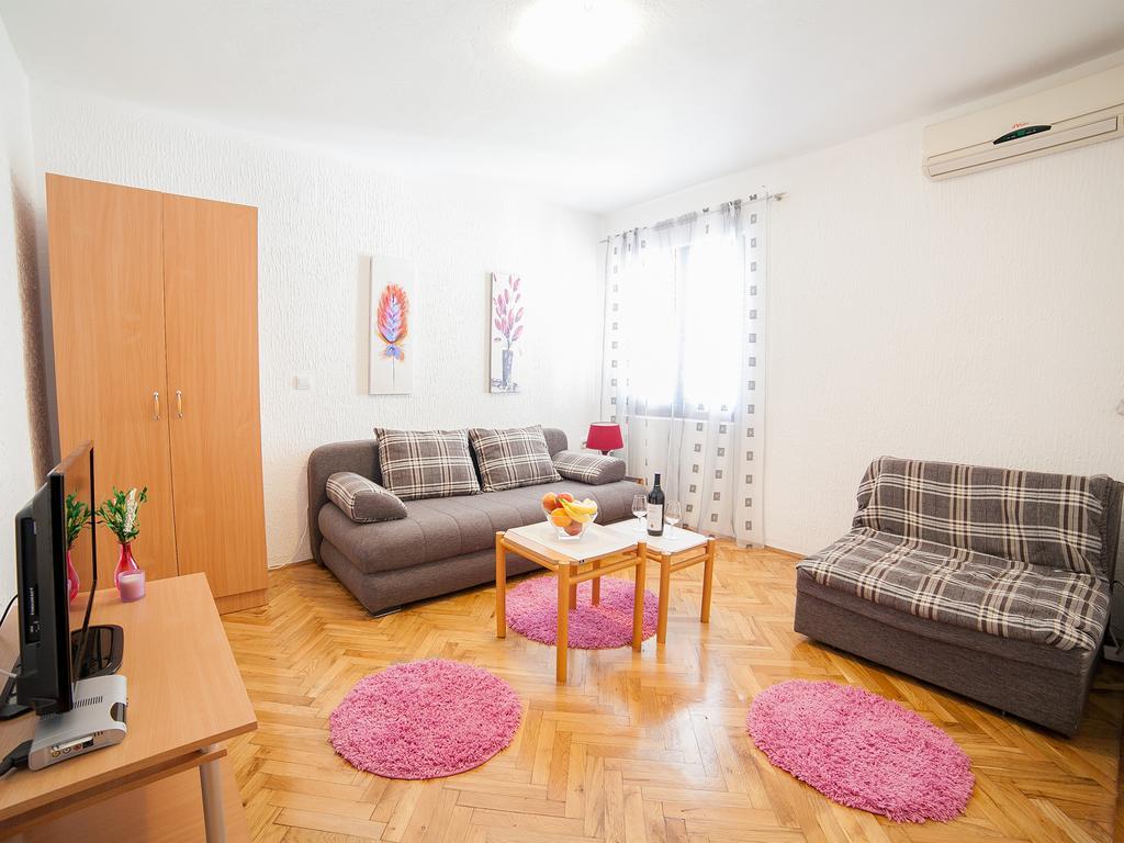 Apartments Viktorija Petrovac Værelse billede