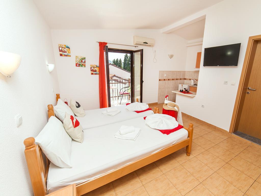 Apartments Viktorija Petrovac Værelse billede