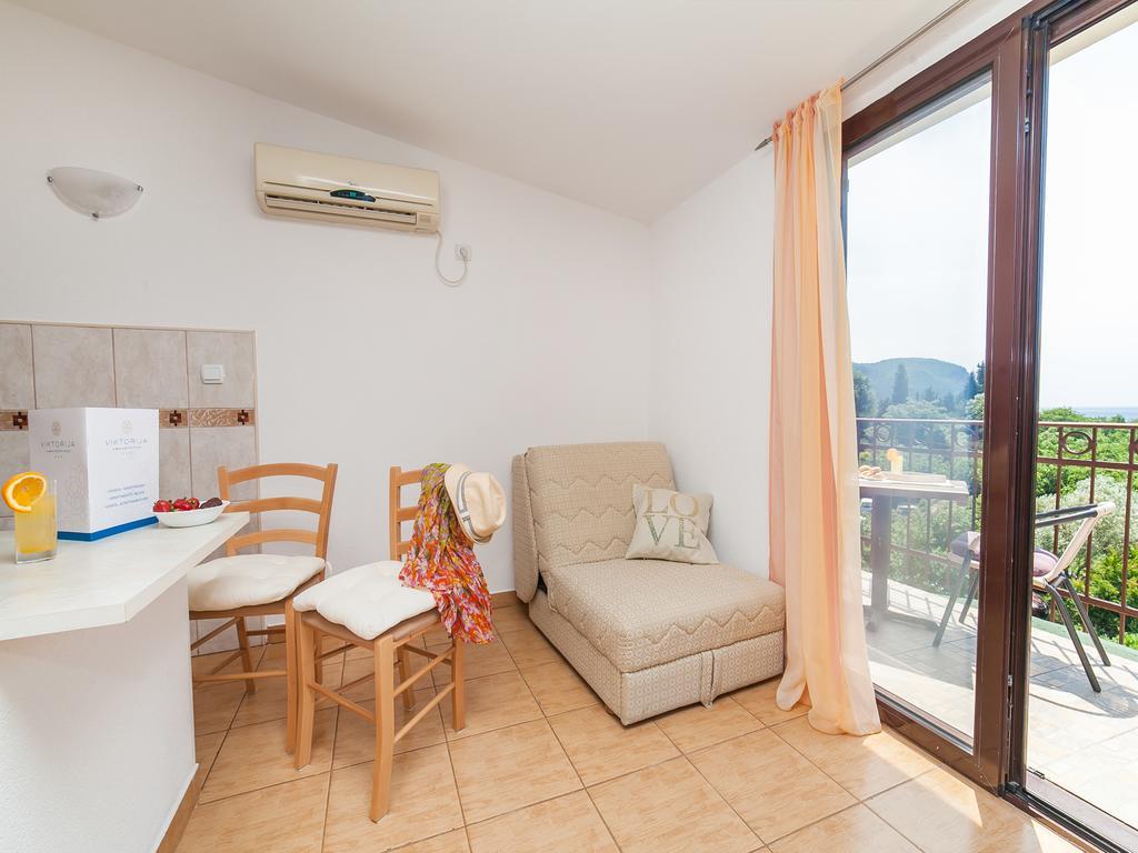 Apartments Viktorija Petrovac Eksteriør billede